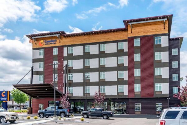 comfort-inn-suites-lakewood