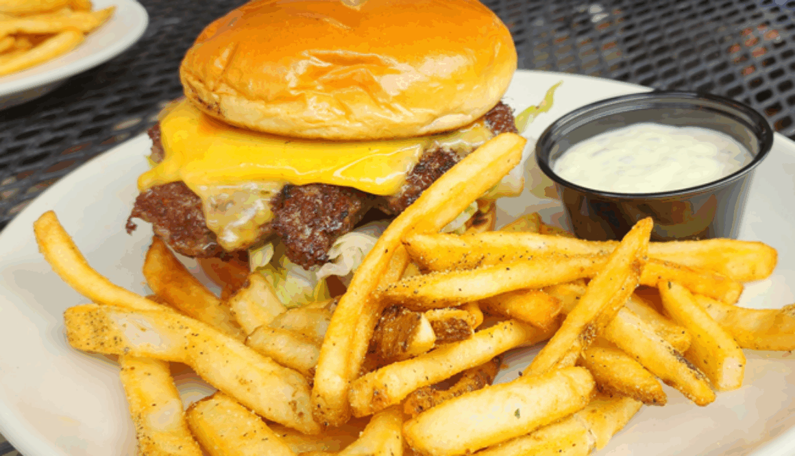 applebees-lakewood-townecenter-entree-hamburger-fries